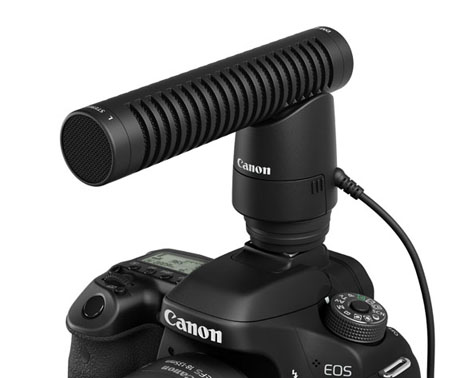 Canon microfono esterno DM-E1 montato su EOS 80D