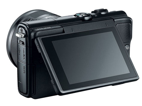 Canon EOS M100, LCD tilt&shift, touch e ad alta risoluzione
