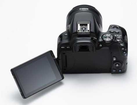 Canon EOS 200D, reflex APS-C entry level con tecnologia full frame