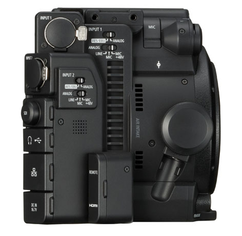 Canon EOS C200, videocamera compatta, comandi e funzionalità ergonomiche