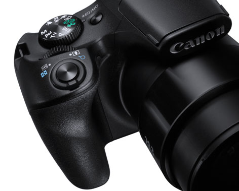Canon PowerShot SX540 HS, bridge superzoom, dettaglio ghiere