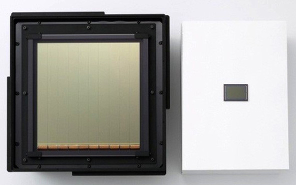 Super Cmos Canon, 40 volte il full frame Il sensore Cmos più grande del mondo sviluppato da Canon e utilizzato per riprendere la caduta di un meteorite