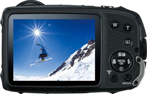 Fujifilm FinePix XP120, fotocamera compatta per outdoor e per immersioni  a -20mteri con LCD ampio e luminoso