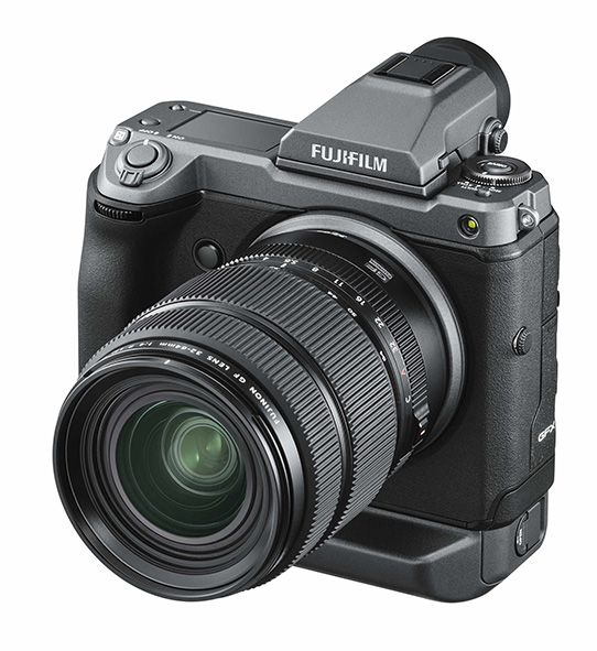 Fujifilm GFX100, mirrorless medioformato da 100 Mega.