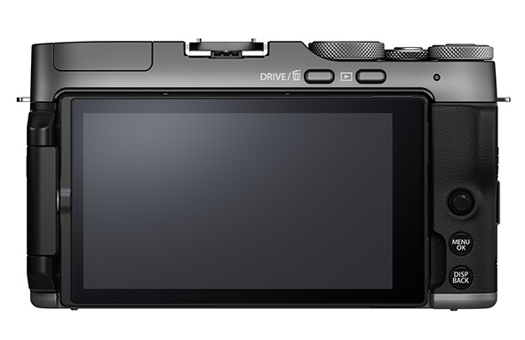Fujifilm X-A7, LCD orientabile Fujifilm X-A7, LCD touch completamente orientabile