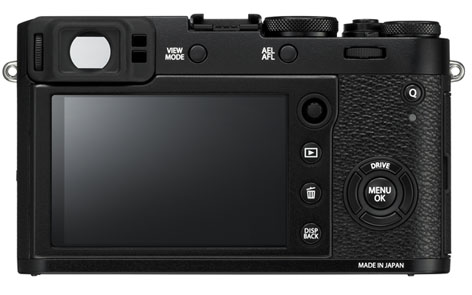 Fujifilm X100F, compatta APS-C con LCD e comandi manuali