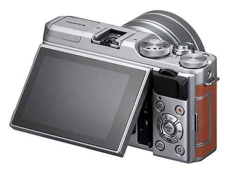 Fujifilm X-A5, un corpo leggero con LCD ribaltabile di 180 gradi Fujifilm X-A5, 24 mega, video 4k e schermo ribaltabile