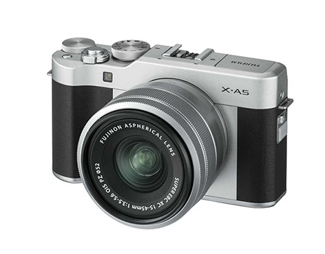Fujifilm X-A5 con il nuovo zoom dedicato XC15-45mm, piccola mirrorless APS-C dalla grande risoluzione
