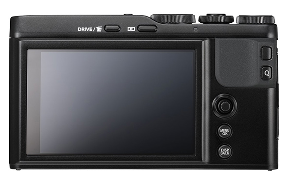 Fujifilm XF10, ampio LCD touch e selezione impostazioni rapida Fujifilm XF10, semplice nell'uso con LCD e selezione impostazioni tramite comando a 4 vie