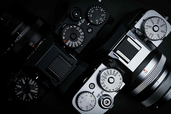 Fujifilm XT3, silver e black Fujifilm XT3, comandi e ghiere user friendly