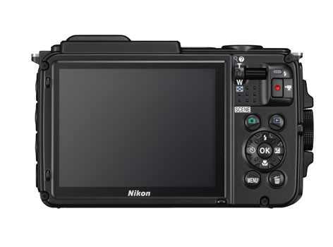 Nikon Coolpix AW130, resiste a -30 metri sott'acqua