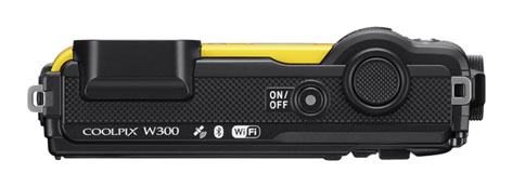 Nikon Coolpix AW300, leggera e con zoom 24-120mm