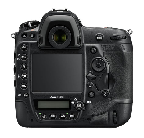 Nikon D5, la nuova ammiraglia FX full frame, back