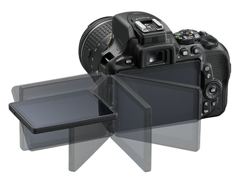 Nikon D5600, reflex DX con LCD touch e orientabile