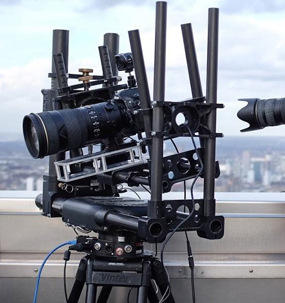 Nikon D850 montata sul sofisticato sistema robotizzato di MRMC Ulti Head a Canary War, Londonf
