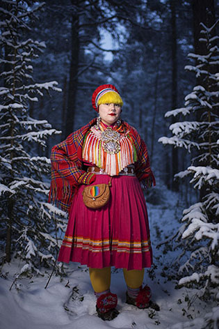 Joel Marklund oltre il Circolo Polare Artico con la Nikon D5 Sami, popolazione che vive oltre il Circolo Polare Artico, nell'obiettivo di Joel Marklund e la sua Nikon D5