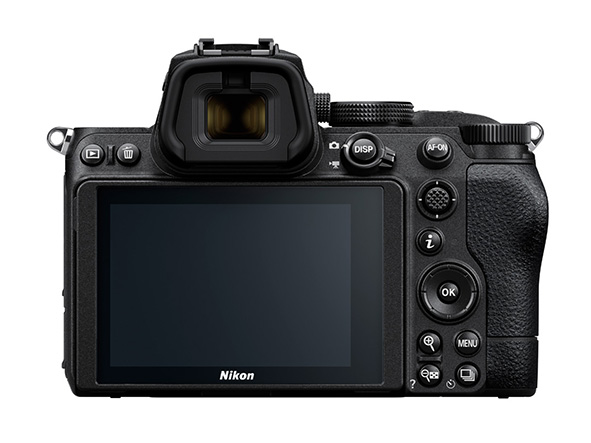 Nikon Z5, caratteristiche interessanti in un corpo compatto