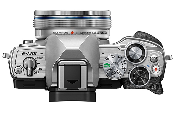 Olympus OM-D E-M10 Mark IV, mirrorless compatta e semplice Olympus OM-D E-M10 Mark IV, non solo per chi si avvicina alla fotografia