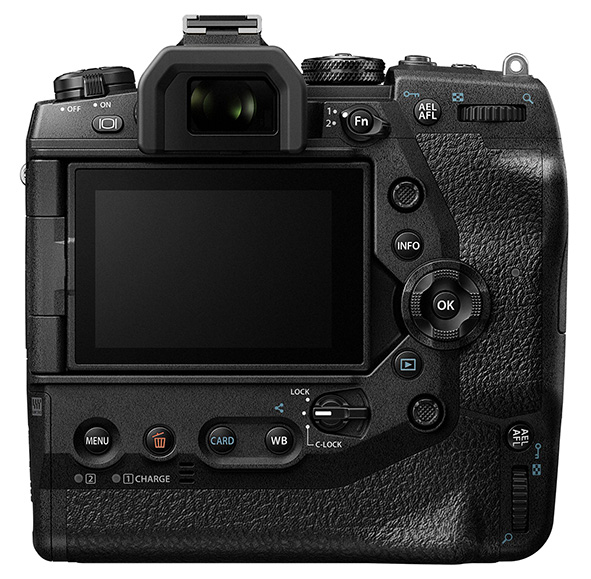 Olympus OMD EM1X, vista da dietro Olympus OMD EM1X, LCD e mirino più grande, comandi riposizionati per migliore usabilità con battery grip