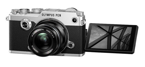 Olympus Pen F con M-Zuiko 12mm e LCD orientabile alta risoluzione