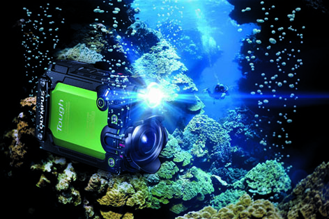 Olympus TG-Tracker, action cam con tecnologia Tough e OM-D, 30 metri sott'acqua
