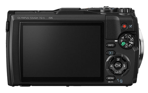 Olympus Tough TG-5, robusta e subacquea con LCD