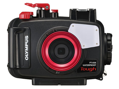 Olympus Tough TG-5, custodia subacquea per immersioni a -45m