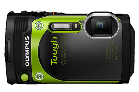 Olympus Tough TG-870, compatta per viaggi e avventure senza limiti