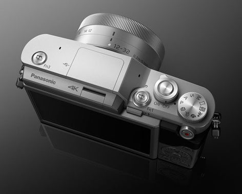 Panasonic Lumix GX800, mirrorless tecnologica e compatissima