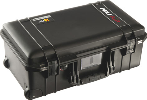 Peli Air 1535, valigia rigida come un trolley Peli Air offre valigie robuste e leggere da portare anche in cabina dell'aereo