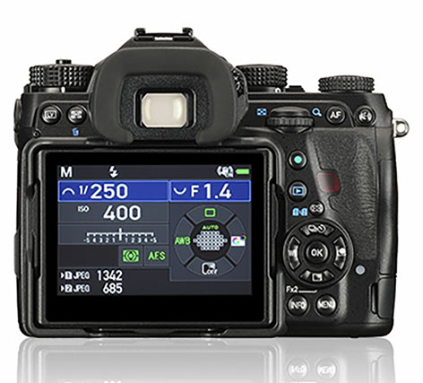 Pentax K1 Mark II, semplice interfaccia Pentax K1 Mark II, ampio display e mirino di elevata qualità