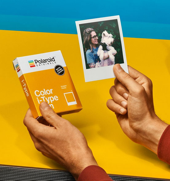Polaroid Originals OneStep2, le pellicole i-Type Film colori e BN dedicate