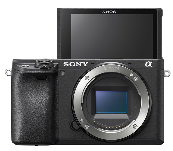 Sony A6400, mirrorless compatta per vblogger.