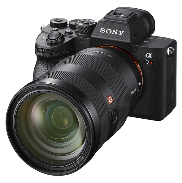 Sony A7RIV, mirrorless full frame da 61 Mega.