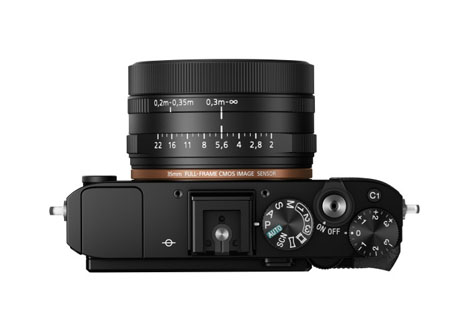 Sony CyberShot RX1R II, compatta full frame da oltre 42 mega con caratteristiche pro