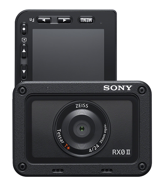 Sony RX0 II, foto-videocamera con LCD ribaltabile.