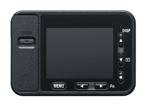 Sony RX0, tutto in un corpo da appena 110gr Sony RX0, protetta contro le intemperie e subacquea