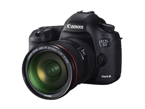 Canon EOS 5D Mark III front